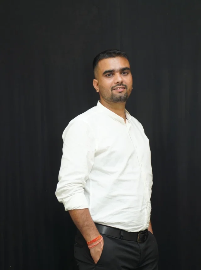 Dr. Sachin Tiwari
